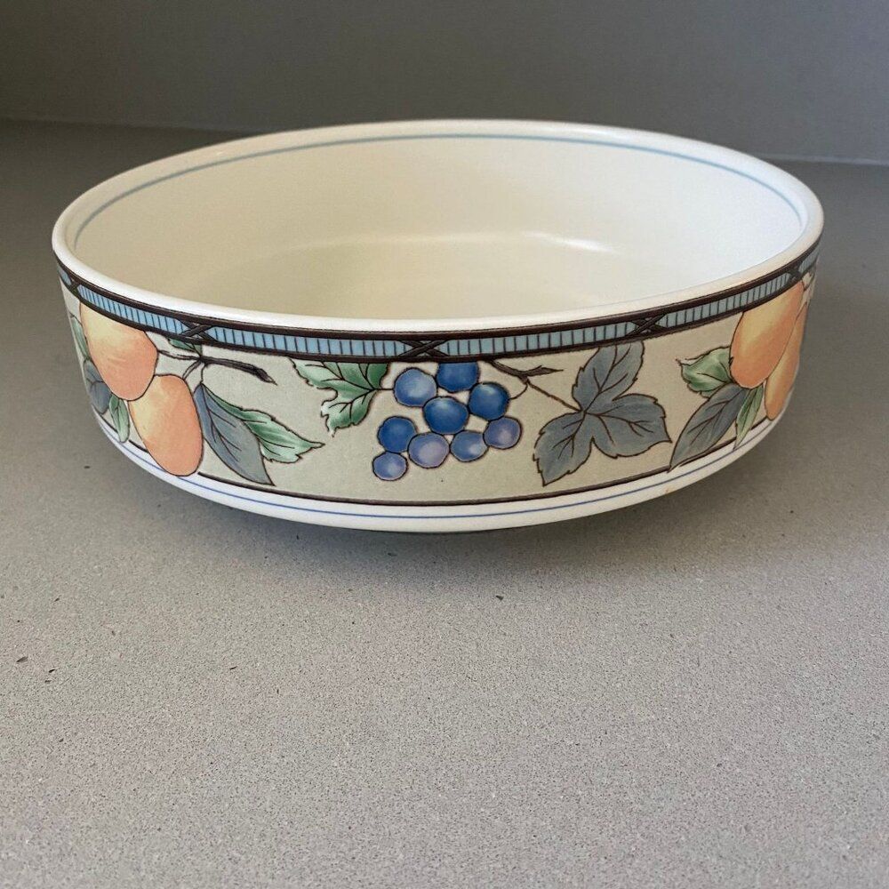 Mikasa Intaglio CAC29 Garden Harvest Classic Stoneware Serving Bowl, 8.25"D